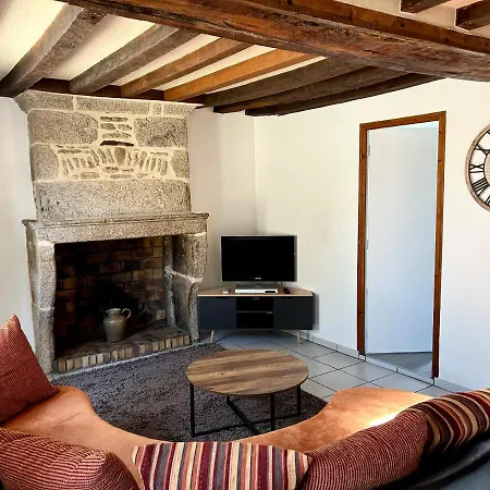 Des Halles : 4-6 Pers. Maison De Bourg. Semesterbostad *