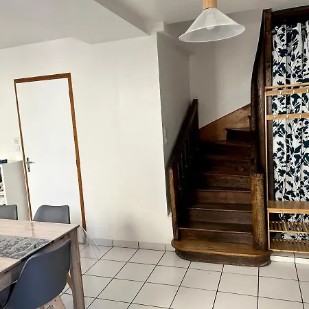 Ferienhaus Des Halles : 4-6 Pers. Maison De Bourg. *