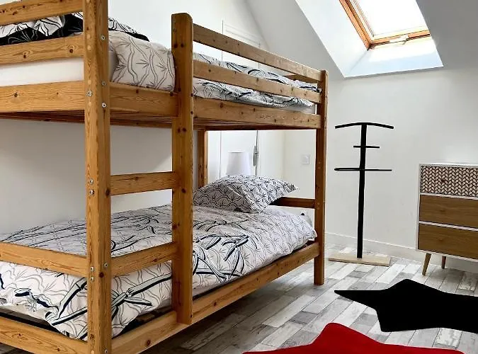 Des Halles : 4-6 Pers. Maison De Bourg. *